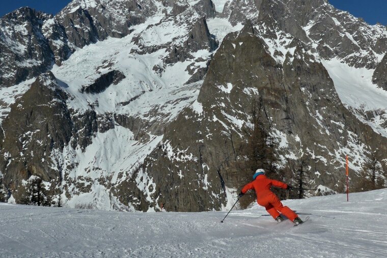 Great piste skiing from the Gabba chairlift