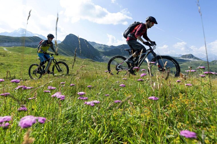 About Summer Lift Opening Dates in La Plagne