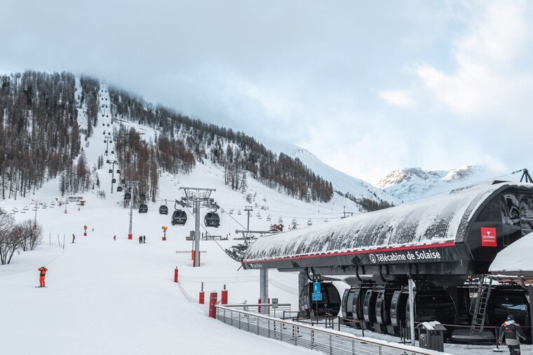 About Val d'Isere Ski Pass Prices