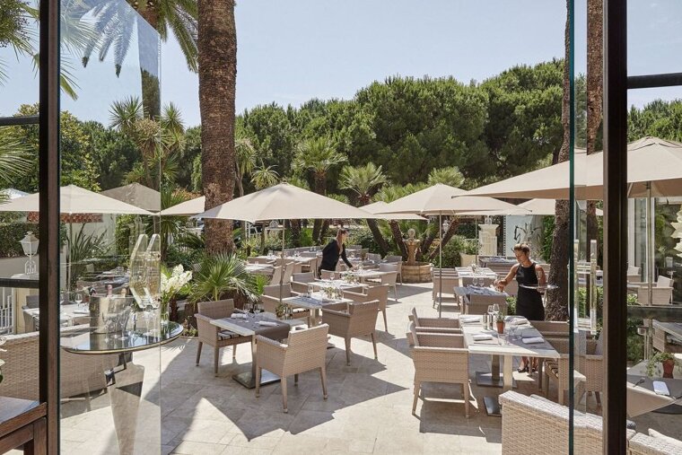 The restaurant at the hotel