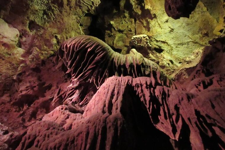 Grotte de Saint Cézaire