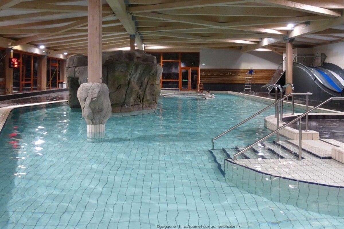 indoor swimming in les arcs