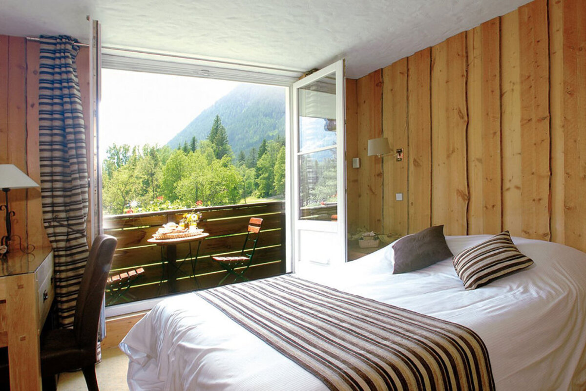 Hotel Le Labrador Les Praz Chamonet Com
