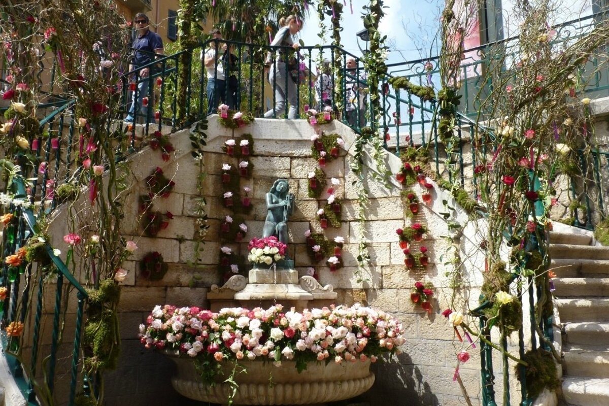 rose festival in Grasse