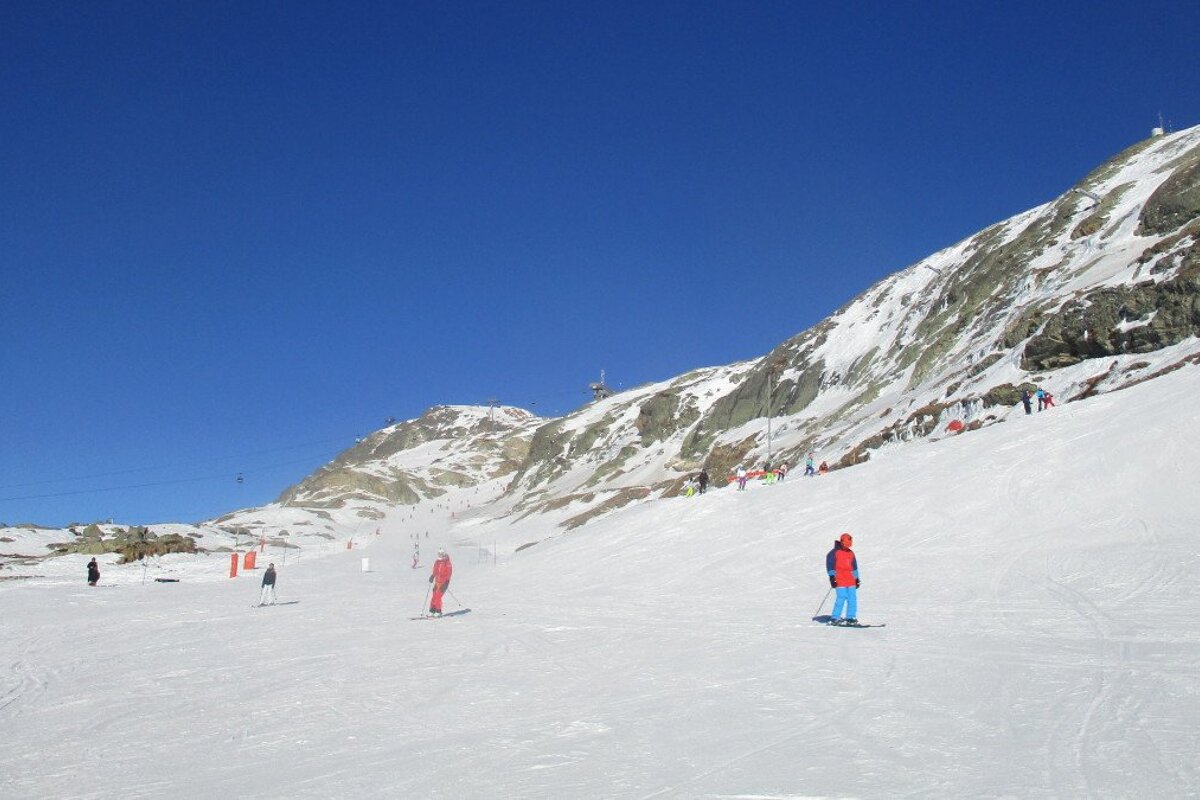 a piste in alpe dhuez