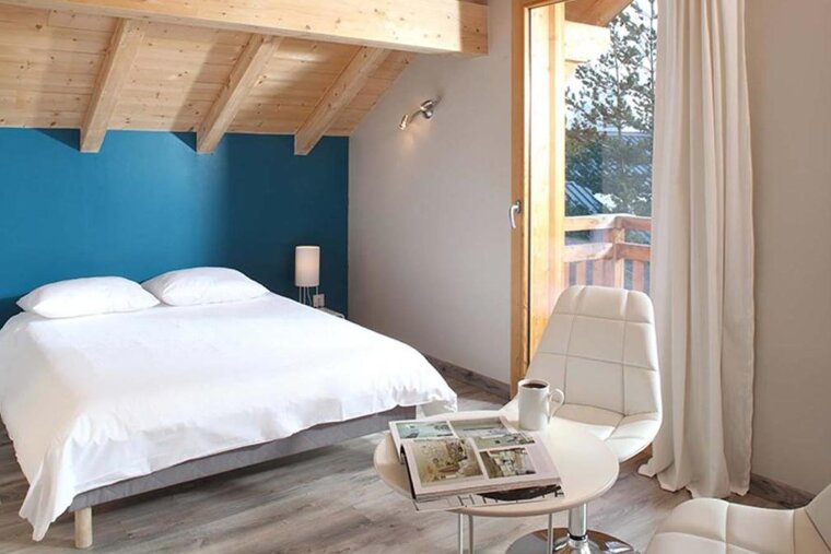 A double bedroom in the chalet