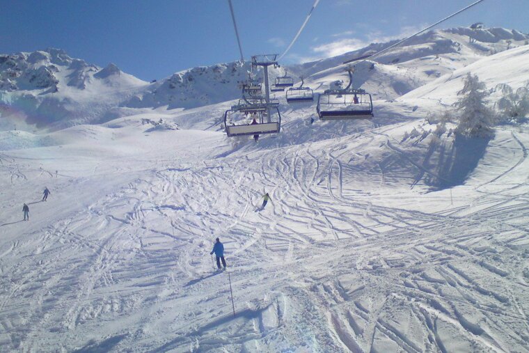 Off-piste under Arpette lift