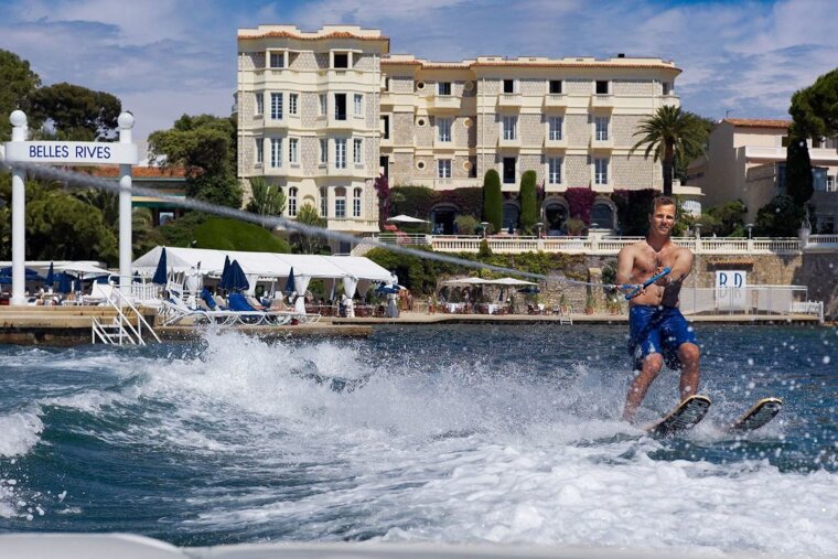 Water skiing at Belles Rives Hotel in Juan les Pins