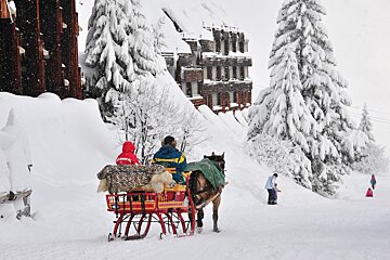 avoriaz sleigh