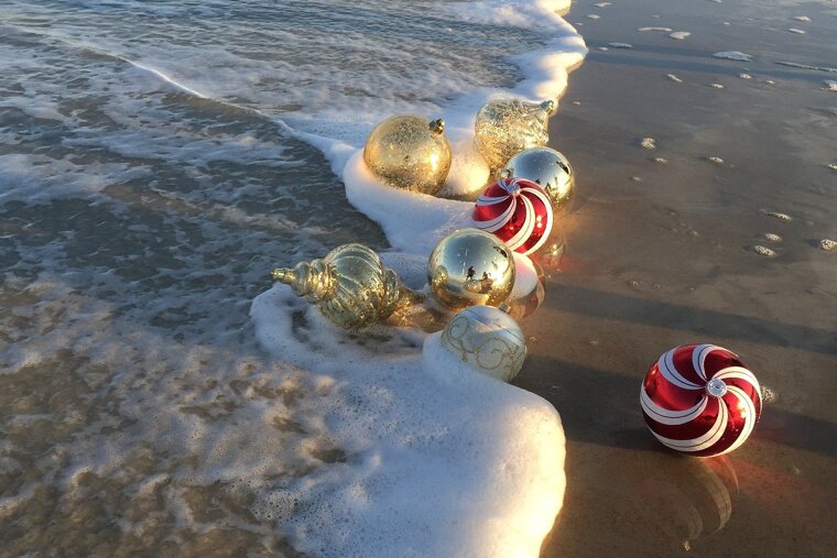 Merry Christmas from the team at SeeProvence.com