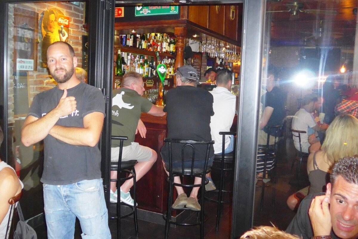 Bar owner, daniel in cala major bar mallorca
