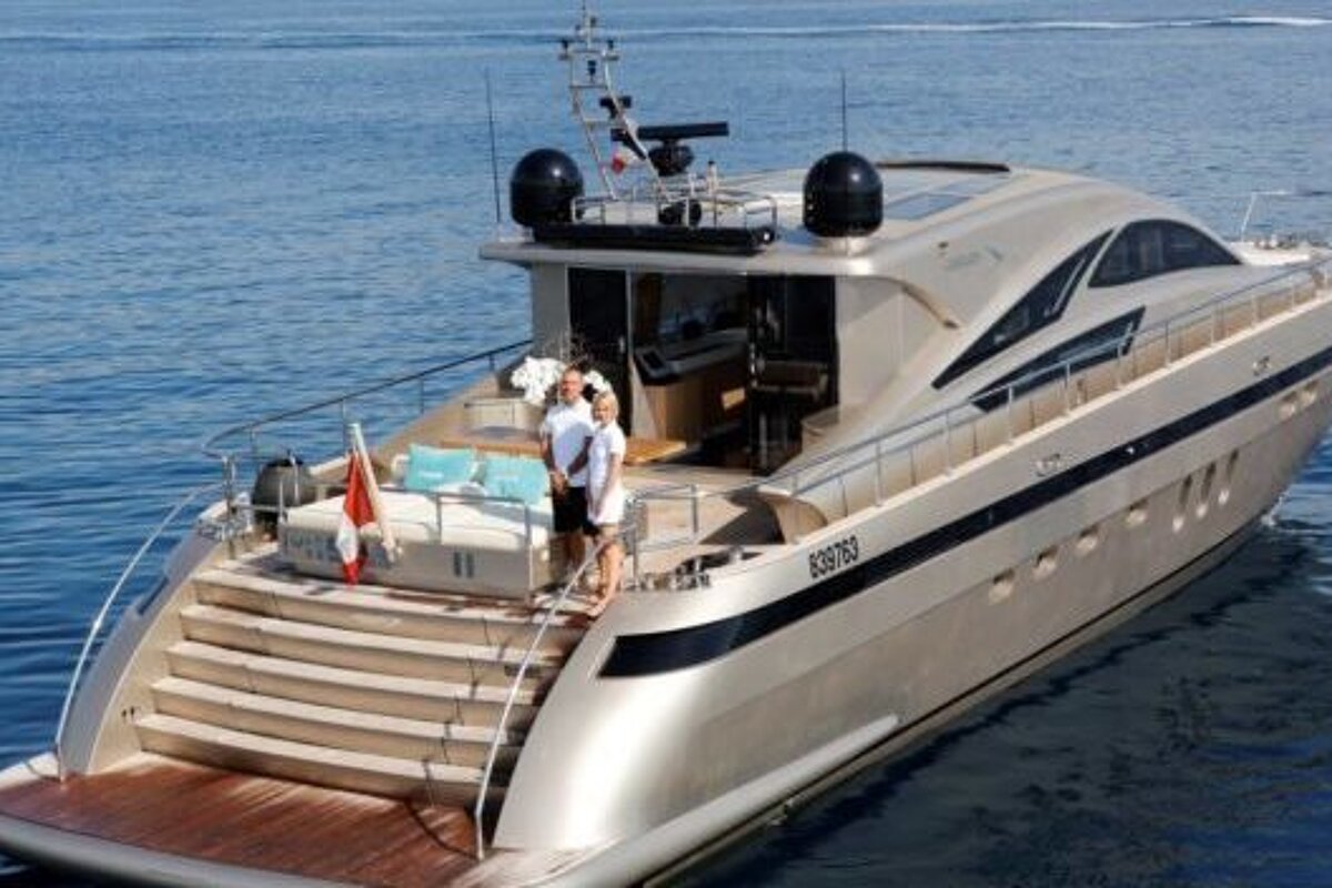 jaguar motor yacht