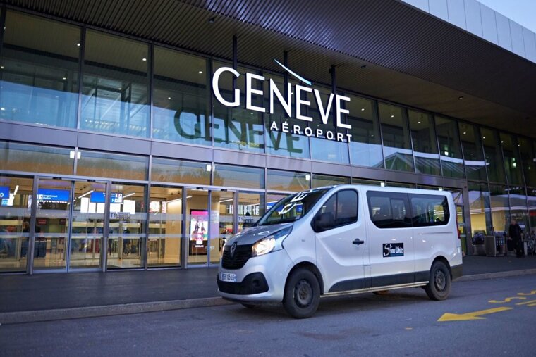 Snow White Ski Transfers