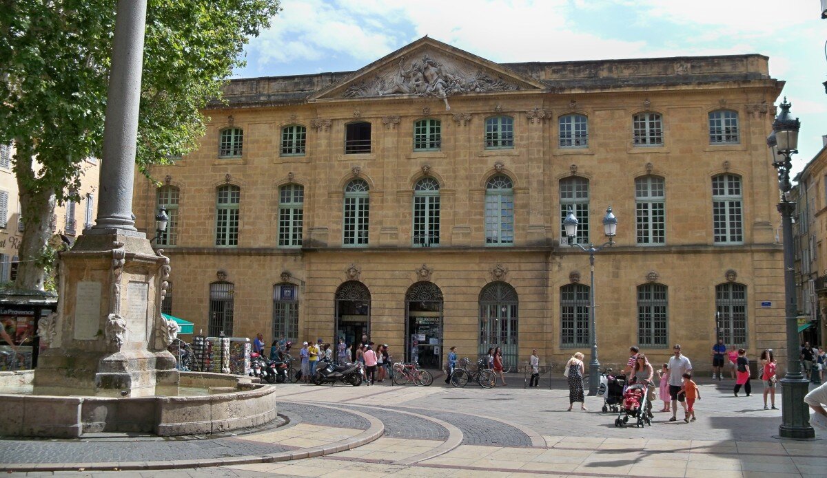 Hotel de Ville, AixenProvence  SeeProvence.com