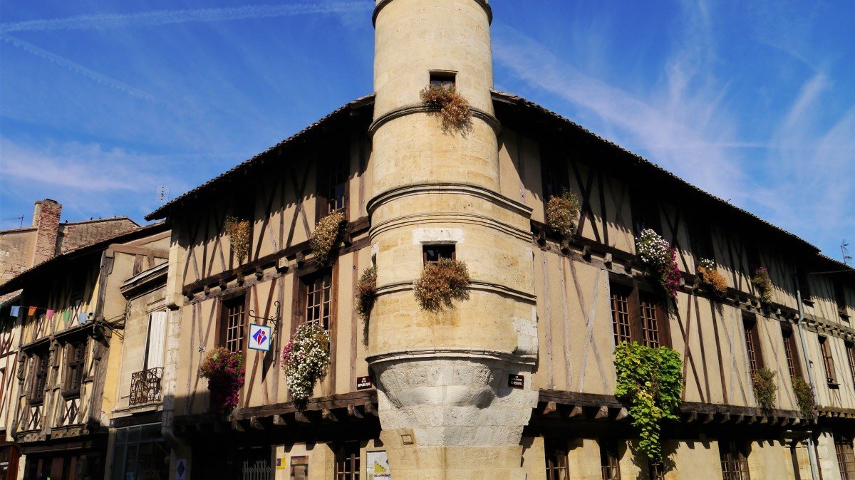 SainteFoylaGrande, Gironde  SeeBordeaux.com