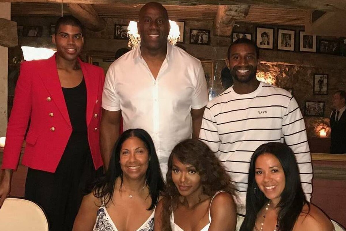 Magic Johnson Flush In Saint Tropez Seesainttropez Com