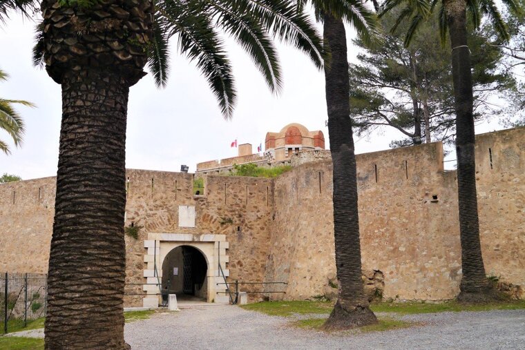 Entrance to the citadelle