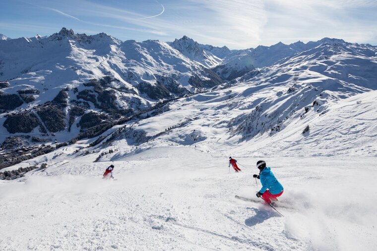 Skiing in Meribel