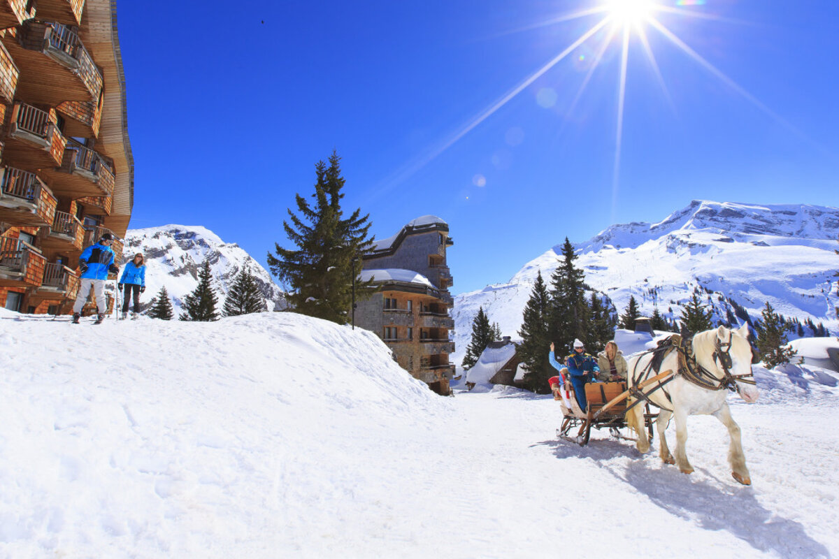 horse drawn taxis in avoriaz