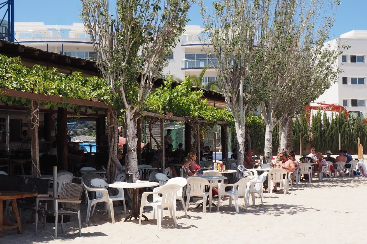 Good choice of beach side restaurants at playa pinet ibiza