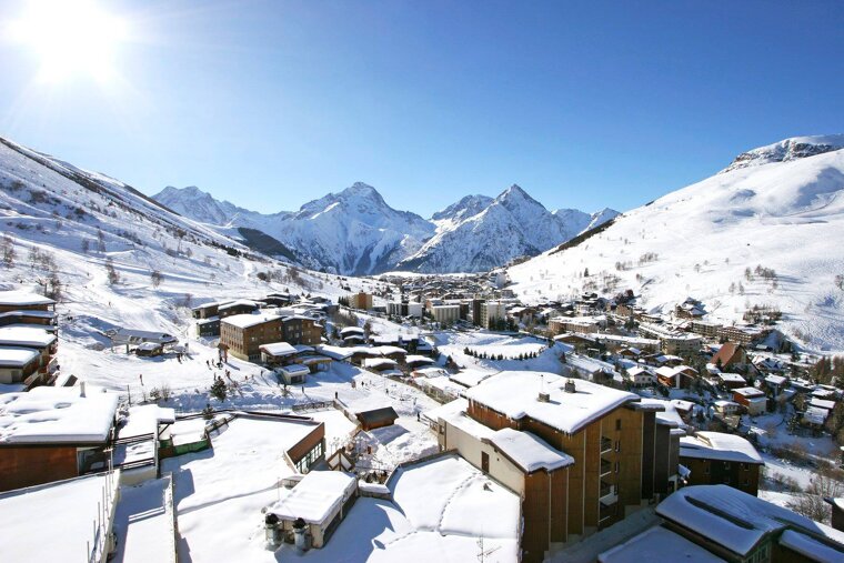 Views from Le Village 1800