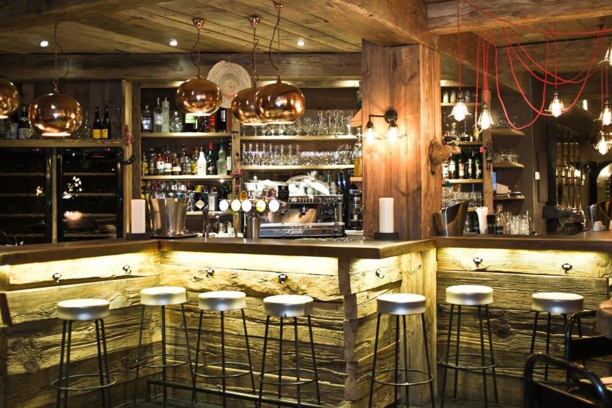 La Baraque Restaurant, Val d'Isere - Centre | SeeValdIsere.com