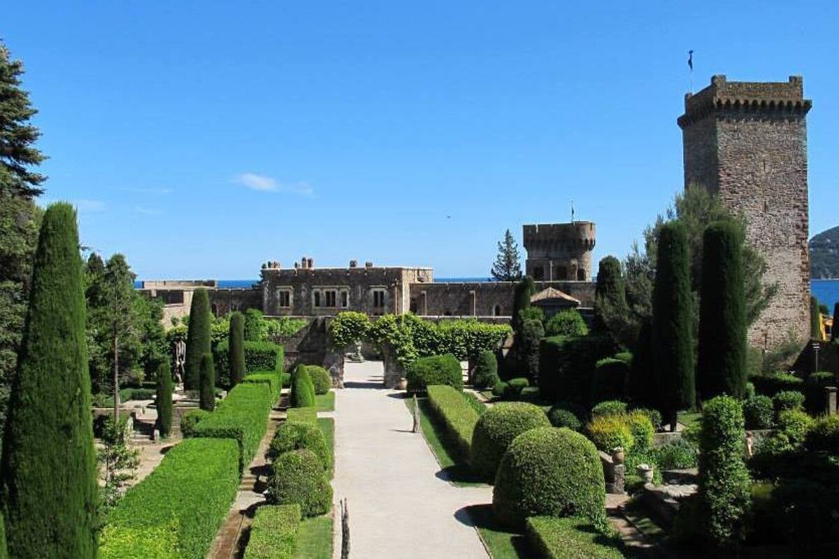 Chateau De La Napoule Mandelieu La Napoule Seecannes Com