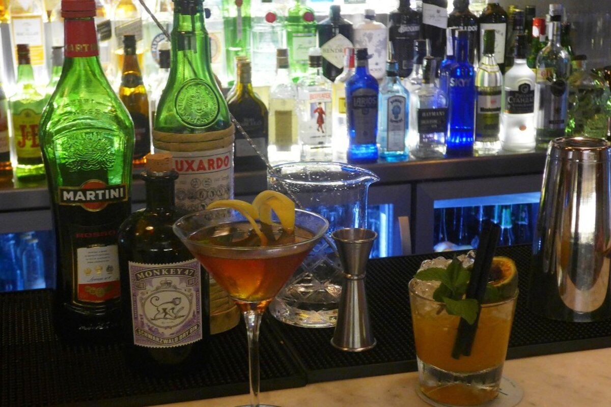 Cocktails At Bar Weyler Palma De Mallorca Seemallorca Com