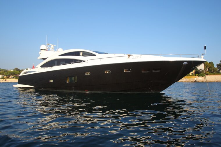 The exterior of the yacht