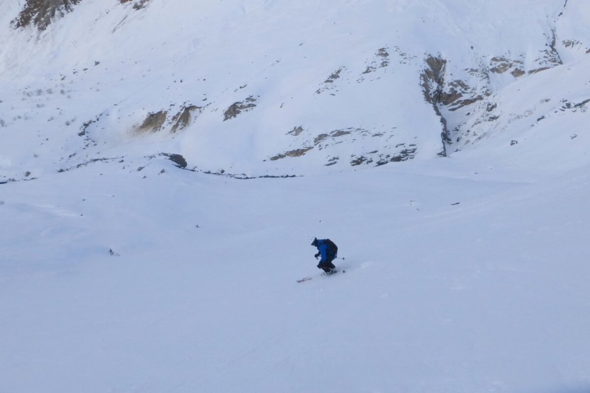 a steep skier