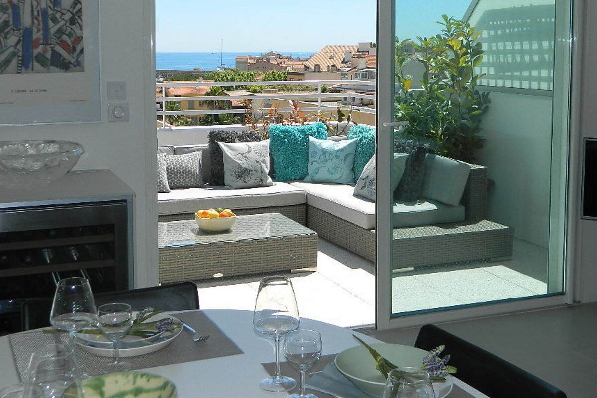 An apartment in central Antibes