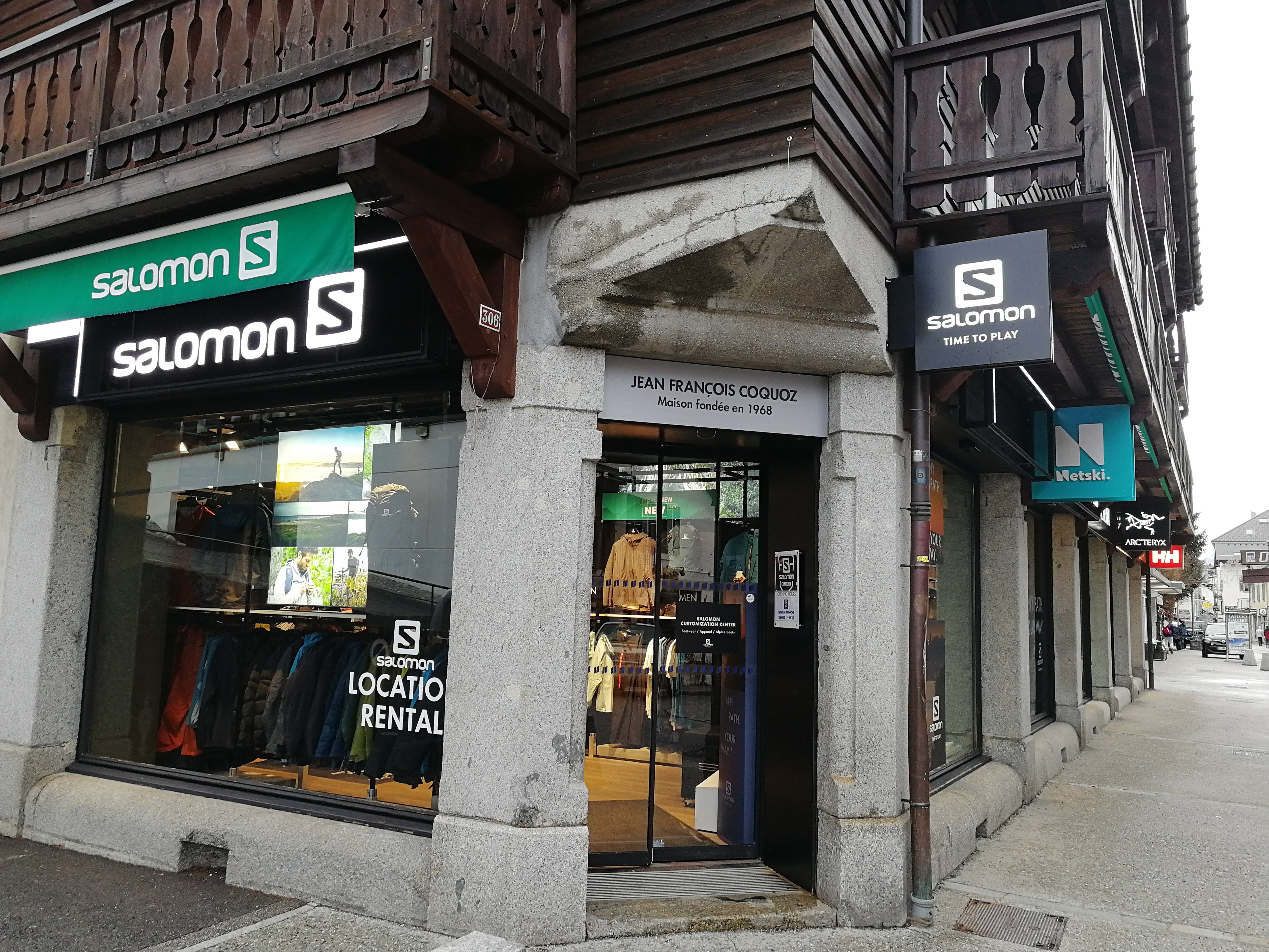 salomon retailer near me