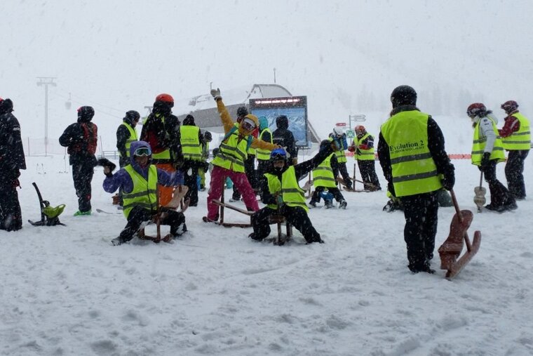 Very excited sledgers at a very snowy Logan