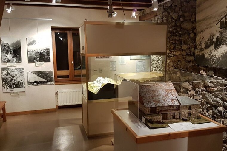 Café-musée Chasal Lento de Mont de Lans village