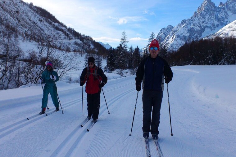 Cross-country skiing, classic style