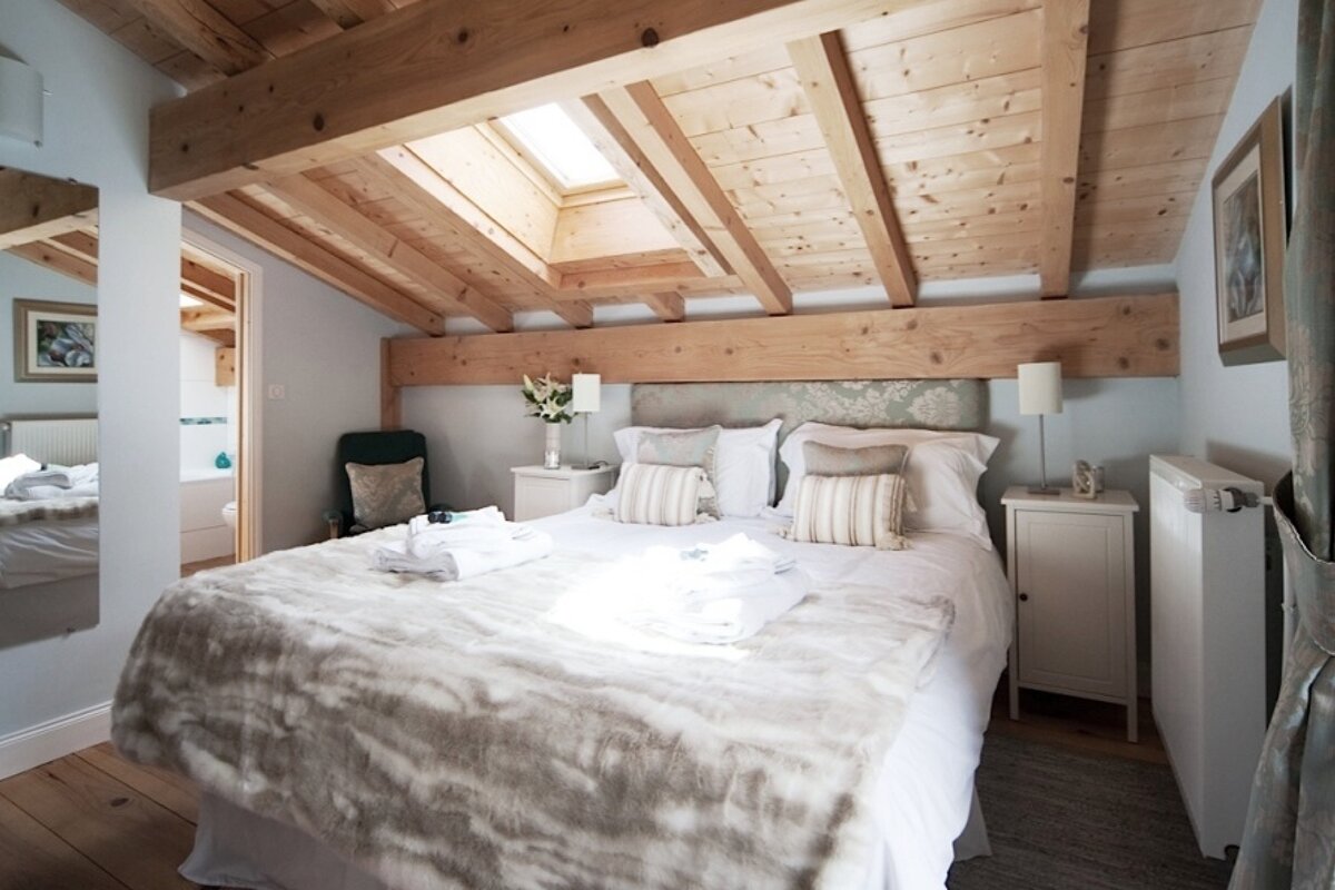 a double bedroom in a chalet
