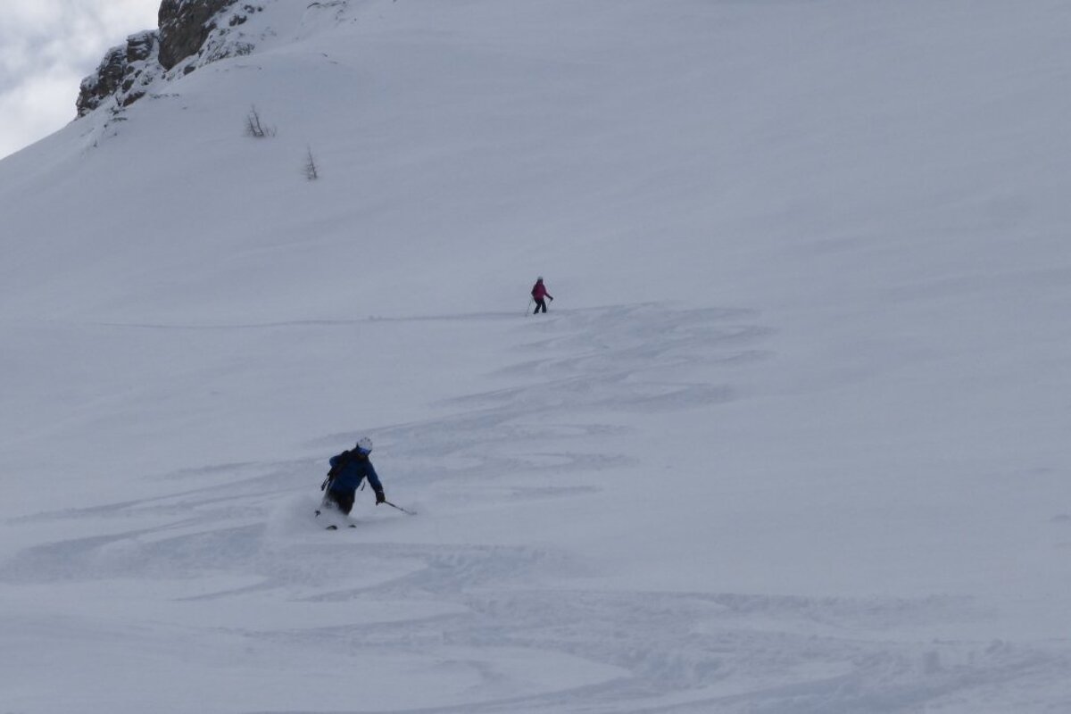 two skiers off piste in tignes