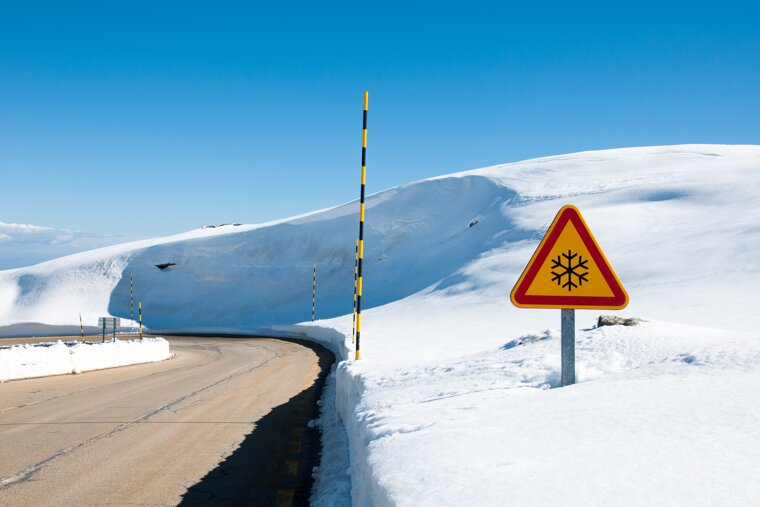Sign on the snow