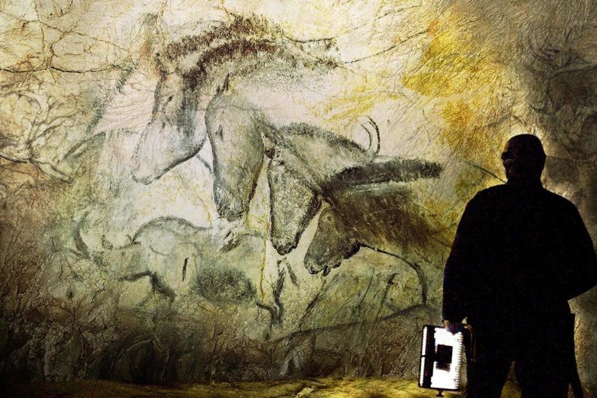 horse cave paintings
