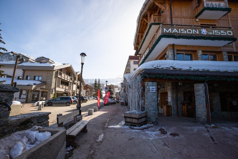 About Courchevel Ski Pass Prices