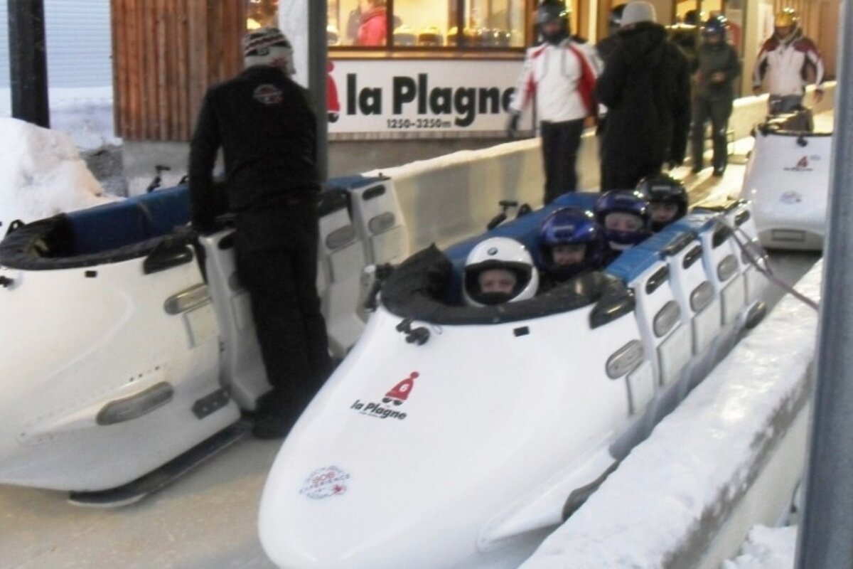 a 4 man bobsleigh in la plagne