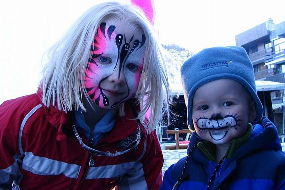 kids with face paint